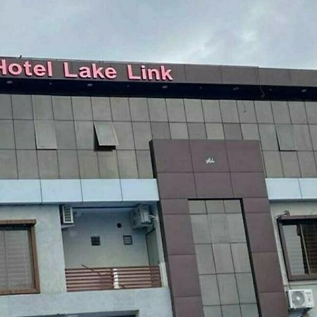 Hotel O Lake Link Μποπάλ Εξωτερικό φωτογραφία